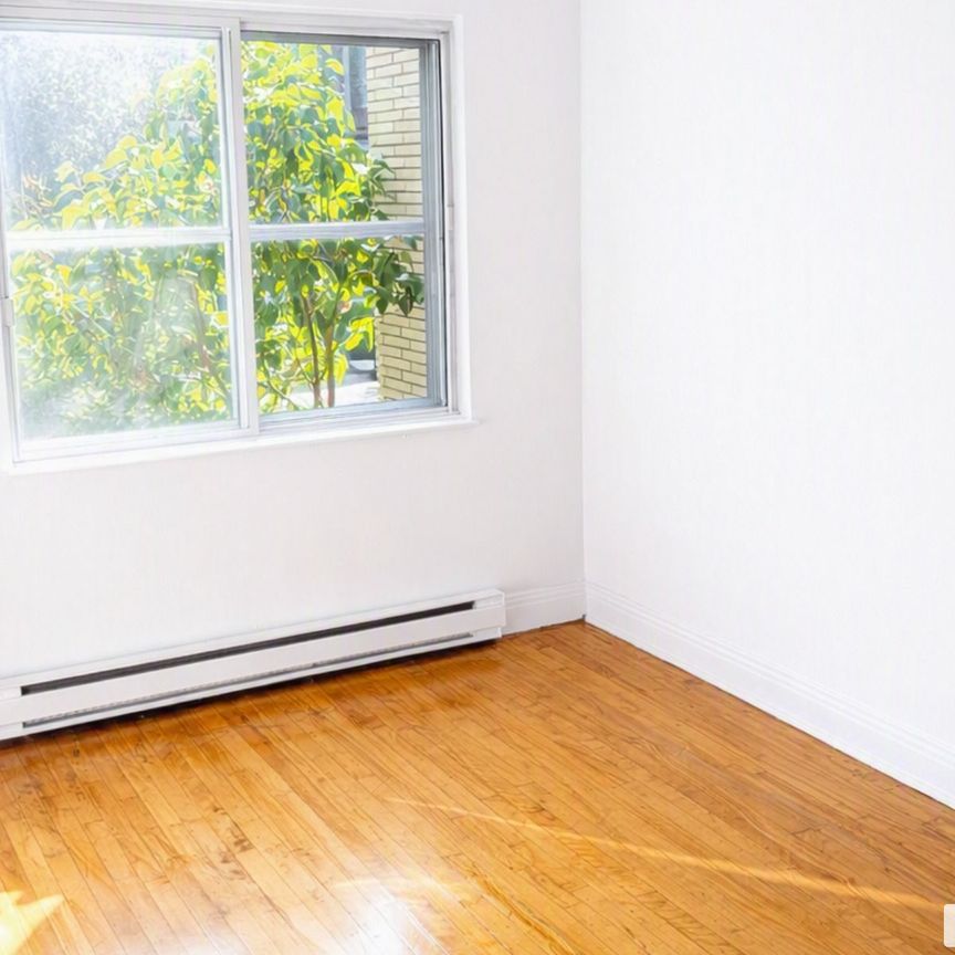 2343, CLIFTON, Côte-des-Neiges / Notre-Dame-de-Grâce à louer - Photo 1