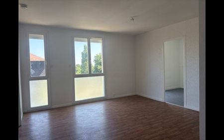 Location Appartement 2 pièces 50 m² La Châtre - Photo 4