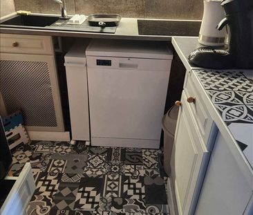 3 pièces - Meublé - 67 m² - 1er étage - Colocation non autorisée - Photo 1
