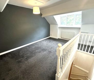 2 bedroom terraced house to rent - Photo 2