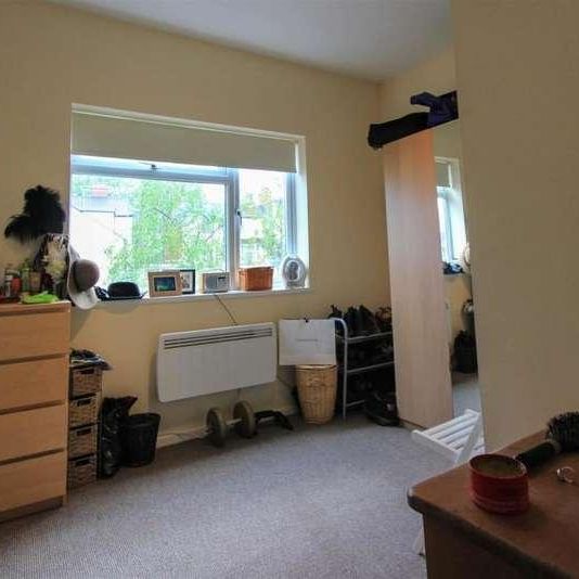 Marlborough Road, Cardiff, CF23 - Photo 1