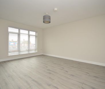 Apt 15 39 Dundela Crescent, Belfast, BT4 3BN - Photo 1