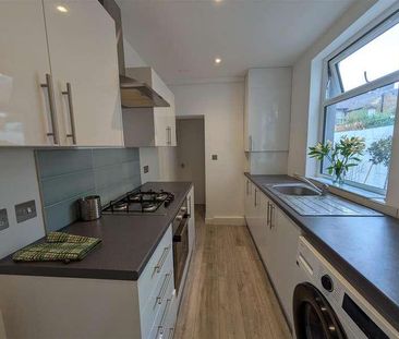 Stanhope Road, Strood, ME2 - Photo 2