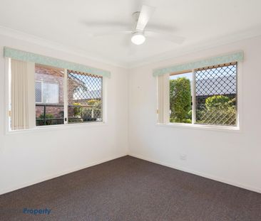 2 bedroom in quiet complex- ideal for retirees! - Photo 2