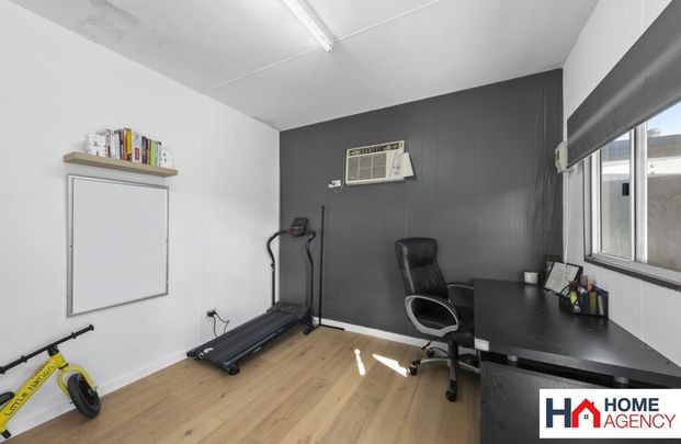 Luxury Family Living in the Heart of Cessnock - Photo 1