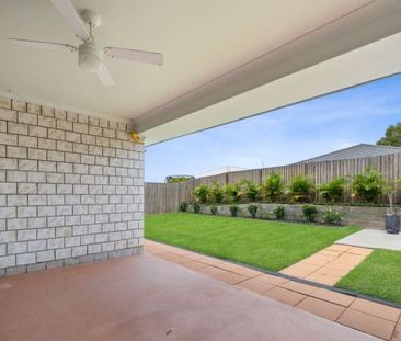 Stunning 5 Bedroom Family Home - Photo 6