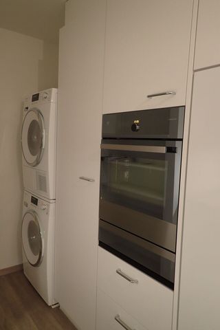 Luminous attic apartment in quiet location! - Photo 2