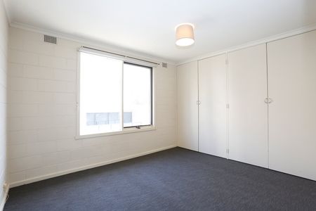 6/7 Flower Street, Essendon VIC 3040 - Photo 5