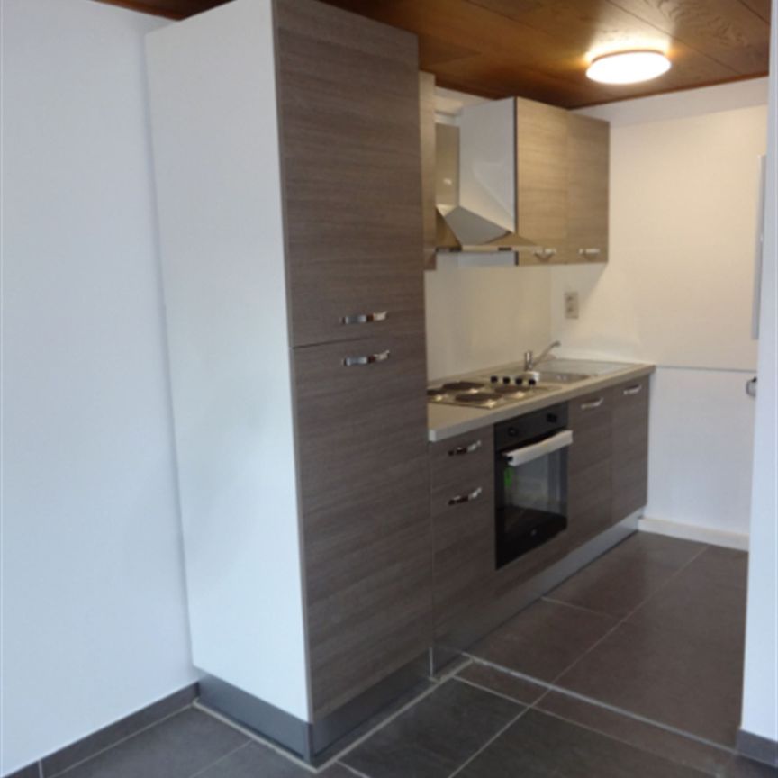 Vernieuwde studio centrum Kortrijk - Photo 1