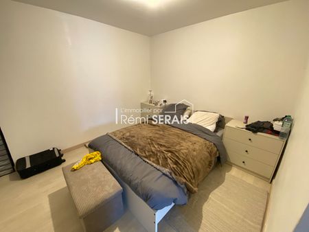 Location Appartement 3 pièces 52m² - Photo 3