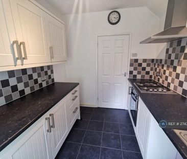 1 bedroom flat to rent - Photo 6