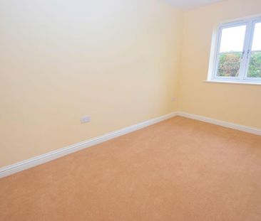 3 bedroom detached bungalow to rent - Photo 4