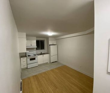 Brand New 1 1/2 Studio All Furnished - Photo 1