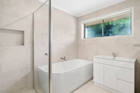 Spacious Dual-Level Living in the Frankston High School Zone - Photo 3