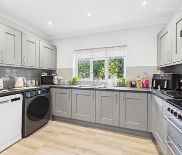 4 bedroom bungalow to rent - Photo 3