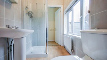 515a Bristol Road - Photo 2