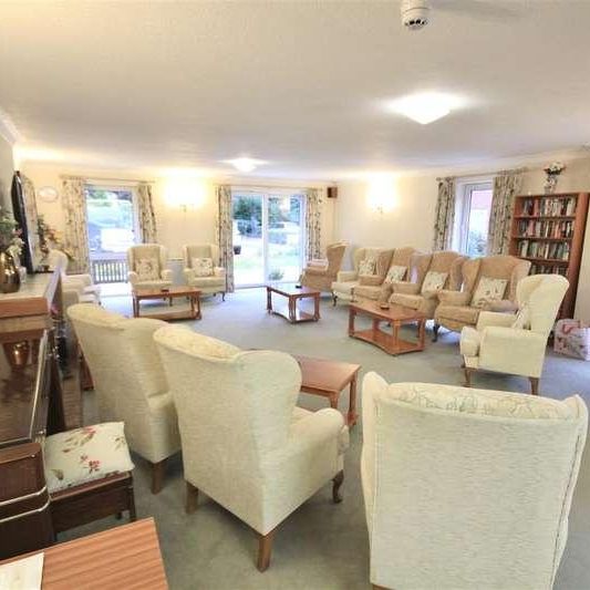 Ringwood Road, Ferndown, BH22 - Photo 1