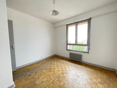 Location Appartement 2 pièces 44m² AUBENAS 07200 - Photo 4