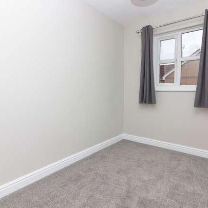 Old Farm Park - Lovely Modern Bedroom Semi With D/s Cloakroom, Garage & Garden, MK7 - Photo 1