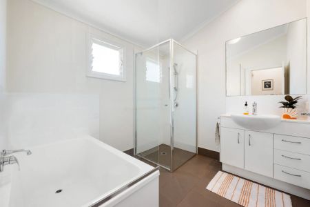 Charming Home in a Prime Greenslopes Location - Photo 5