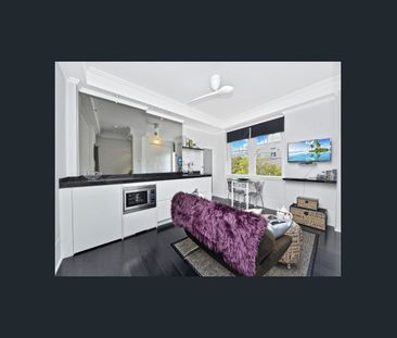 Stylish furnished designer studio - Photo 6