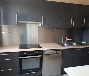 F2-RUE ALEXIS CARREL - Photo 2