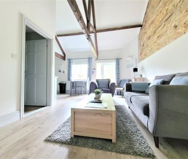 2 bedroom barn conversion to rent - Photo 4