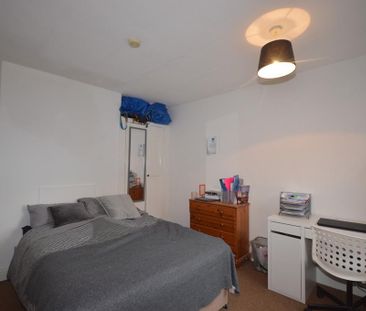 Bournemouth Osborne Road Winton, BH9, Dorset - Photo 4