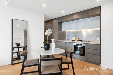 BRAND NEW TWO BEDROOM WITH FANTASTIC VIEWS IN 'GREENLAND CENTRE' | Unfurnished - Photo 2