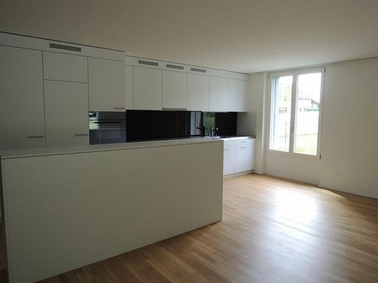 Moderne Wohnung mit Charme in Männedorf per 01.05.2026 - Foto 1