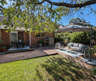 Freshly Updated & Perfectly Located: Modern Single-Level Living - Photo 6