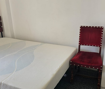 1 bedroom in a flat share to rent - Photo 1