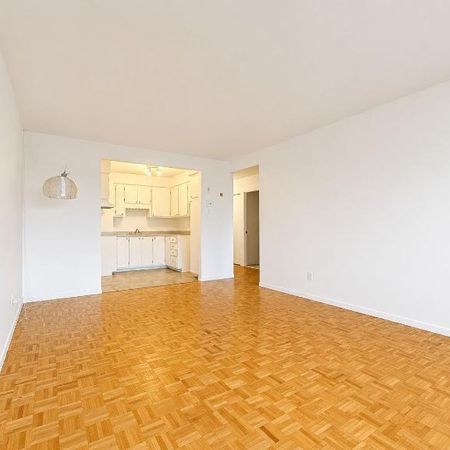 1 CH - 1 SDB - Longueuil - $1,300 /mo - Photo 4