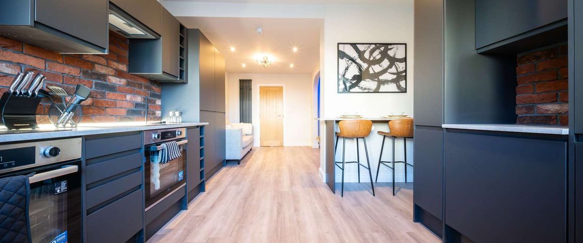 Luxury Double En-suite with Kitchenette Loft Room Room 4 - Photo 1