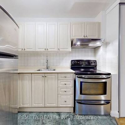 35 Raglan Ave 2 beds Condo for rent - Photo 1