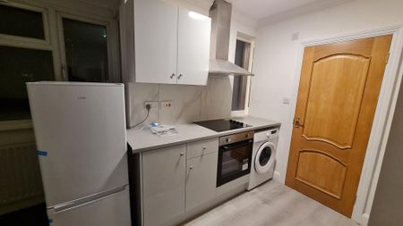 Studio to rent - Photo 4