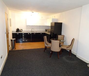 2 bedroom apartment to rent - Photo 4