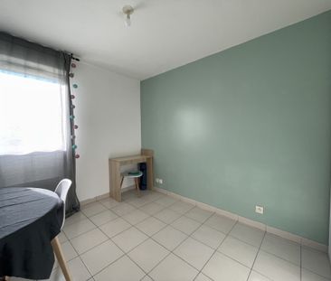 Location Appartement 3 pièces 54m² ONET LE CHATEAU 12850 - Photo 2