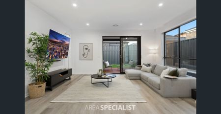 Modern Family Comfort in Prime Clyde North Location! - Photo 5