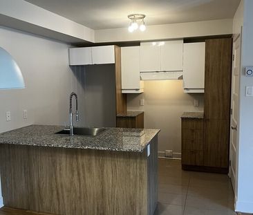APPARTEMENT 4 1/2+BALCON+PARKING OPTION - Photo 2