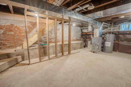 For Lease - 6 Almond Street, St. Catharines, Ontario - Photo 5