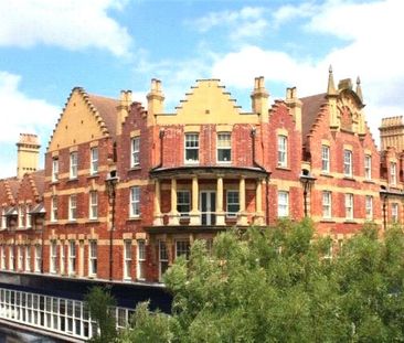 1 bedroom Flat in Oxford House, Reading - Photo 4