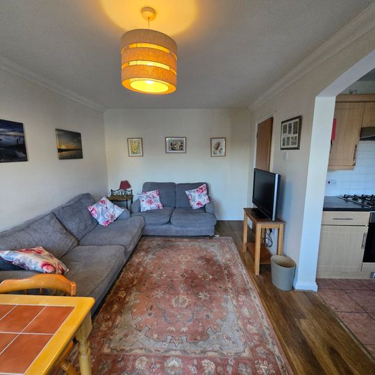 5 bed house to rent in Bluebell Crescent, Norwich, Norwich - Photo 1