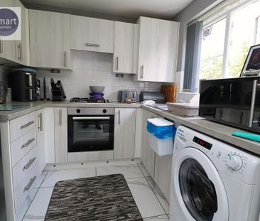 2 bedroom semi-detached house to rent - Photo 4