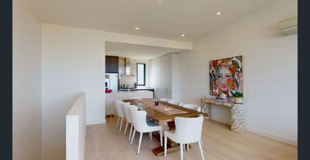 A Rare Fitzroy North Find: Space, Style and Location Combined - Photo 3