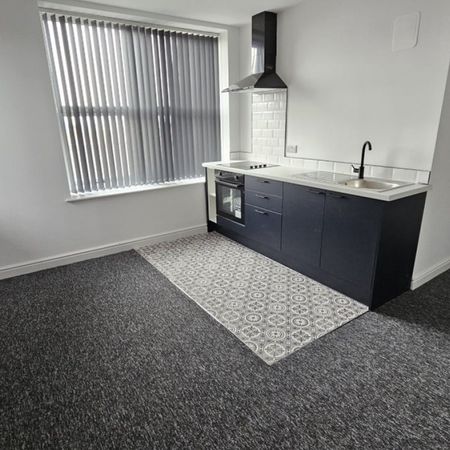 1 bed Flat - To Let - Photo 3
