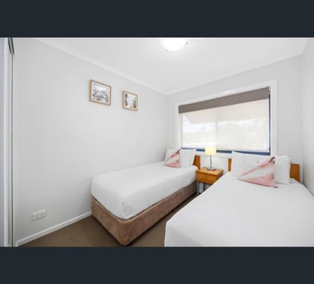 205/37 Pacific Drive, Port Macquarie, NSW 2444 - Photo 3