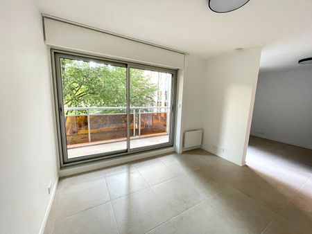 Location appartement 1 pièce, 29.85m², Paris 10 - Photo 2