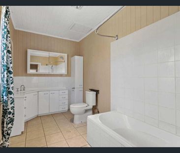 Peaceful Country Lifestyle on Small Acreage - Photo 3