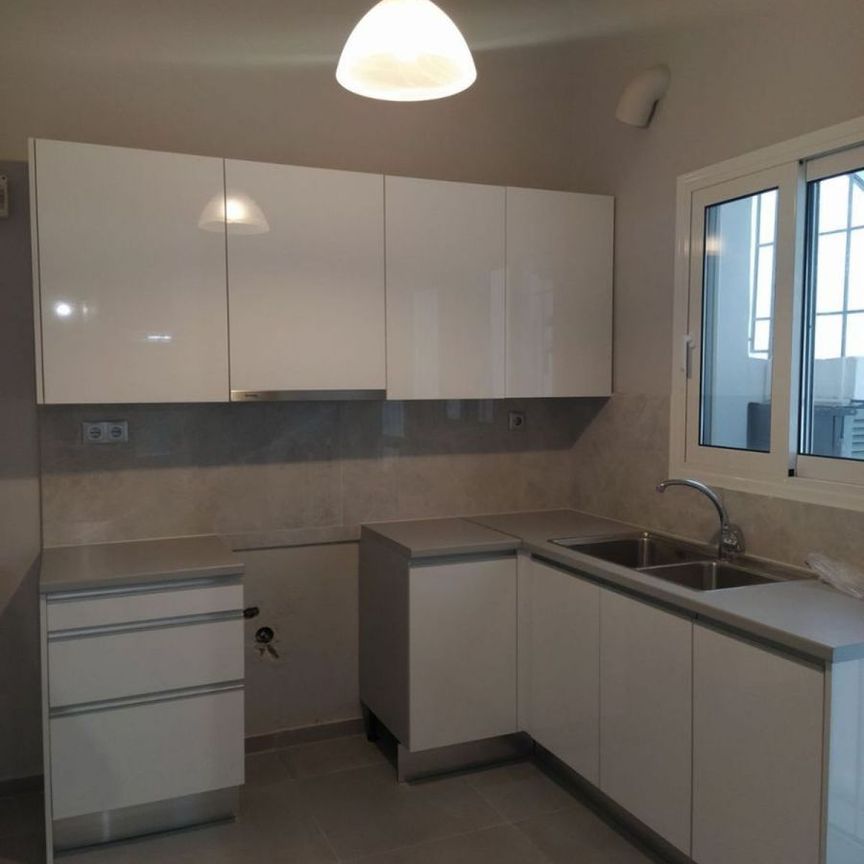 Μονοκατοικία για ενοικίαση - Νίκαια - Photo 1